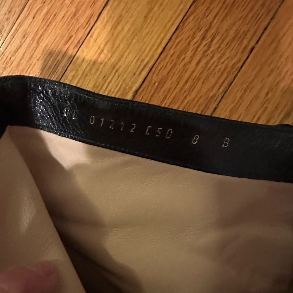 Kid suede Ferragamo black mid-heel booties pre-owned size 8 B Italian-made - Picture 12 of 16